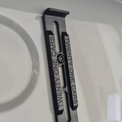 Klick Kennzeichenhalter Langformat | 21CARS® Switzerland