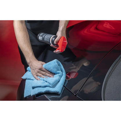Menzerna Endless Shine Anwendung Auto Lack Detailer
Quick Detailer Auto Glanz Ergebnis sauber
Auto Lack Pflege Detail Spray Wasser perlt ab
Menzerna Detailer Anwendung Fahrzeug Pflege Ergebnis
