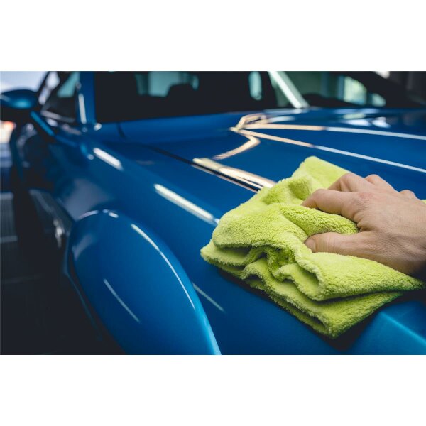 QuicknGloss Mikrofasertuch Detail Anwendung Ergebnis