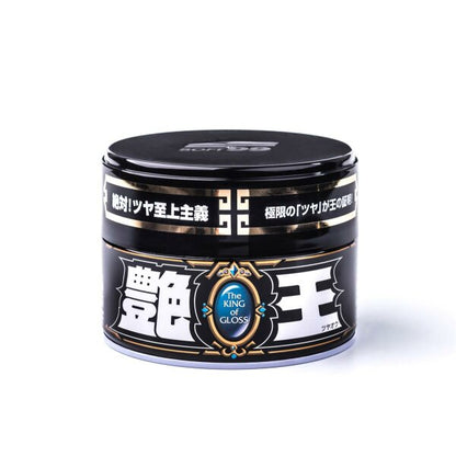 Soft99 The King of Gloss Dark Hartwachs, Autowachs für dunkle Lacke, wasserabweisend, mit Schwamm, 300gr